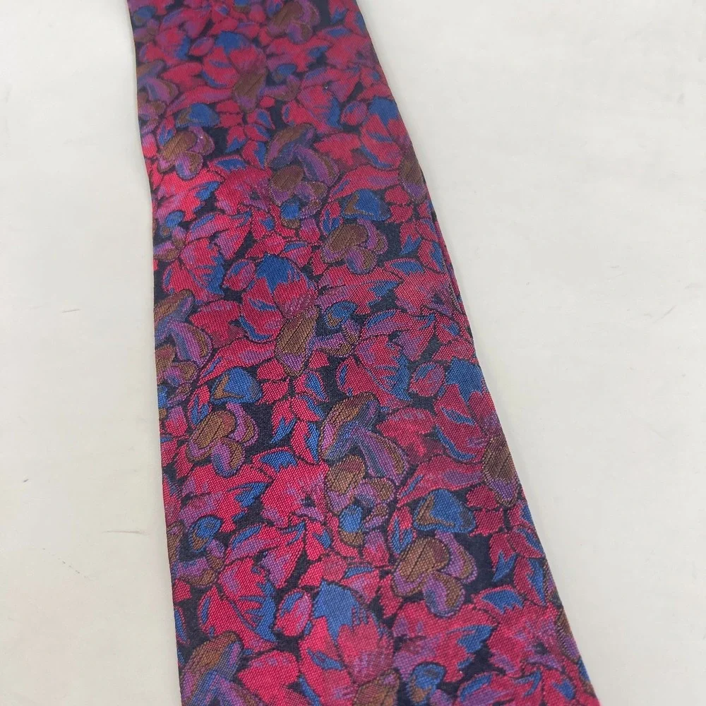 Tino Cosma 100% Silk Men's Tie Lightweight Floral Design‎ Made in Italy